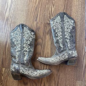 Embroidered cowboy boots